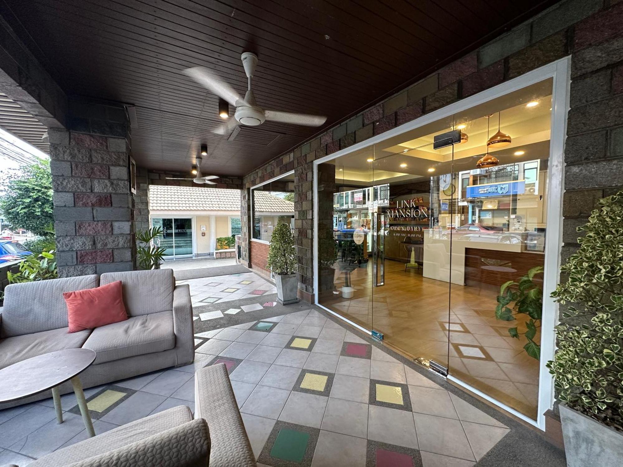 Hotel Link Mansion à Chiang Mai Extérieur photo