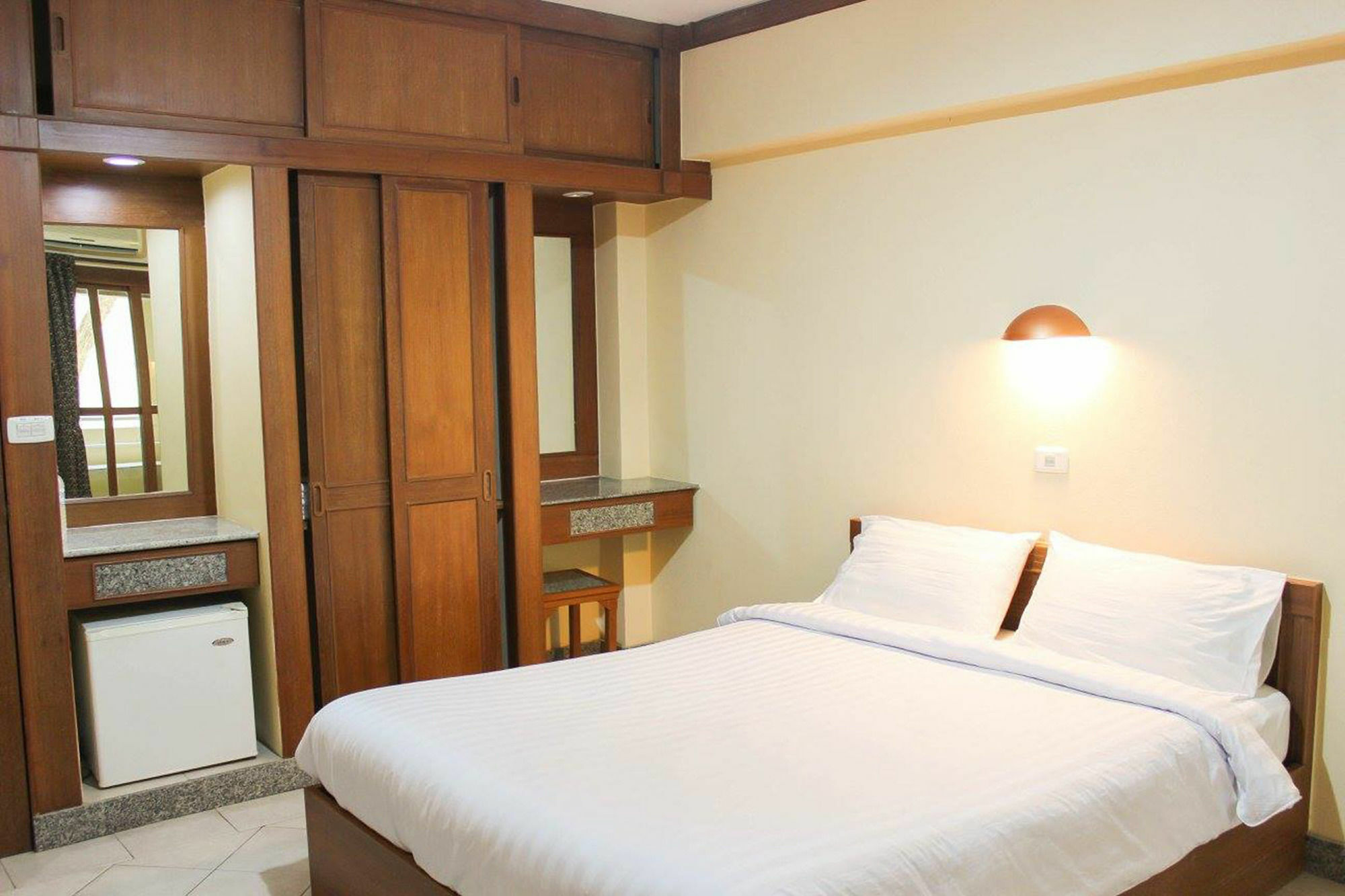 Hotel Link Mansion à Chiang Mai Extérieur photo